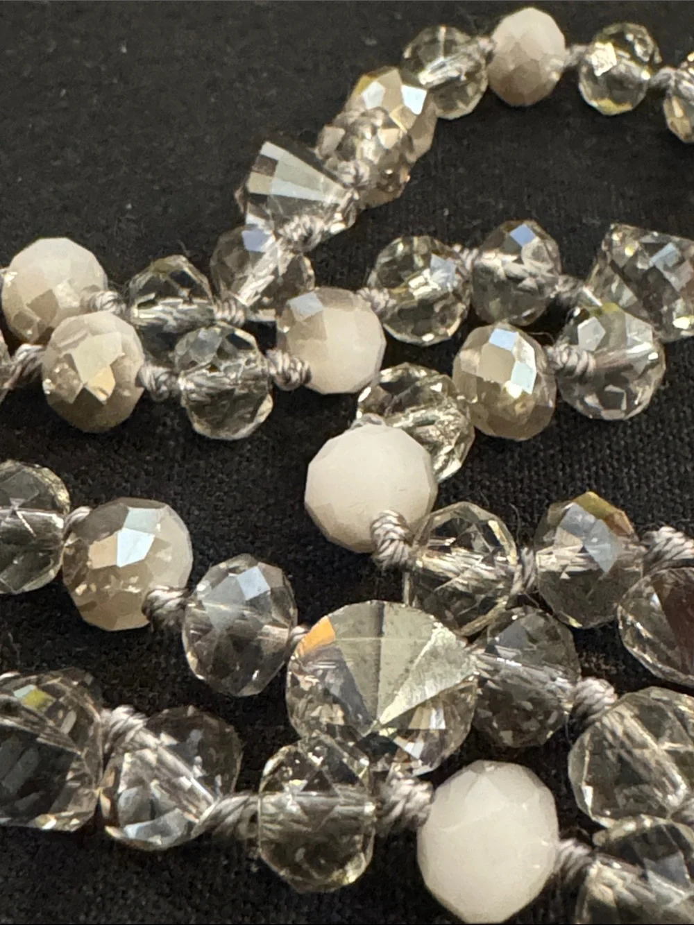 NIB Niquead Clear and White Faceted Bead Strand Necklace